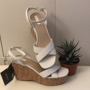 NWT White Forever21 wedge heels - size 8.5